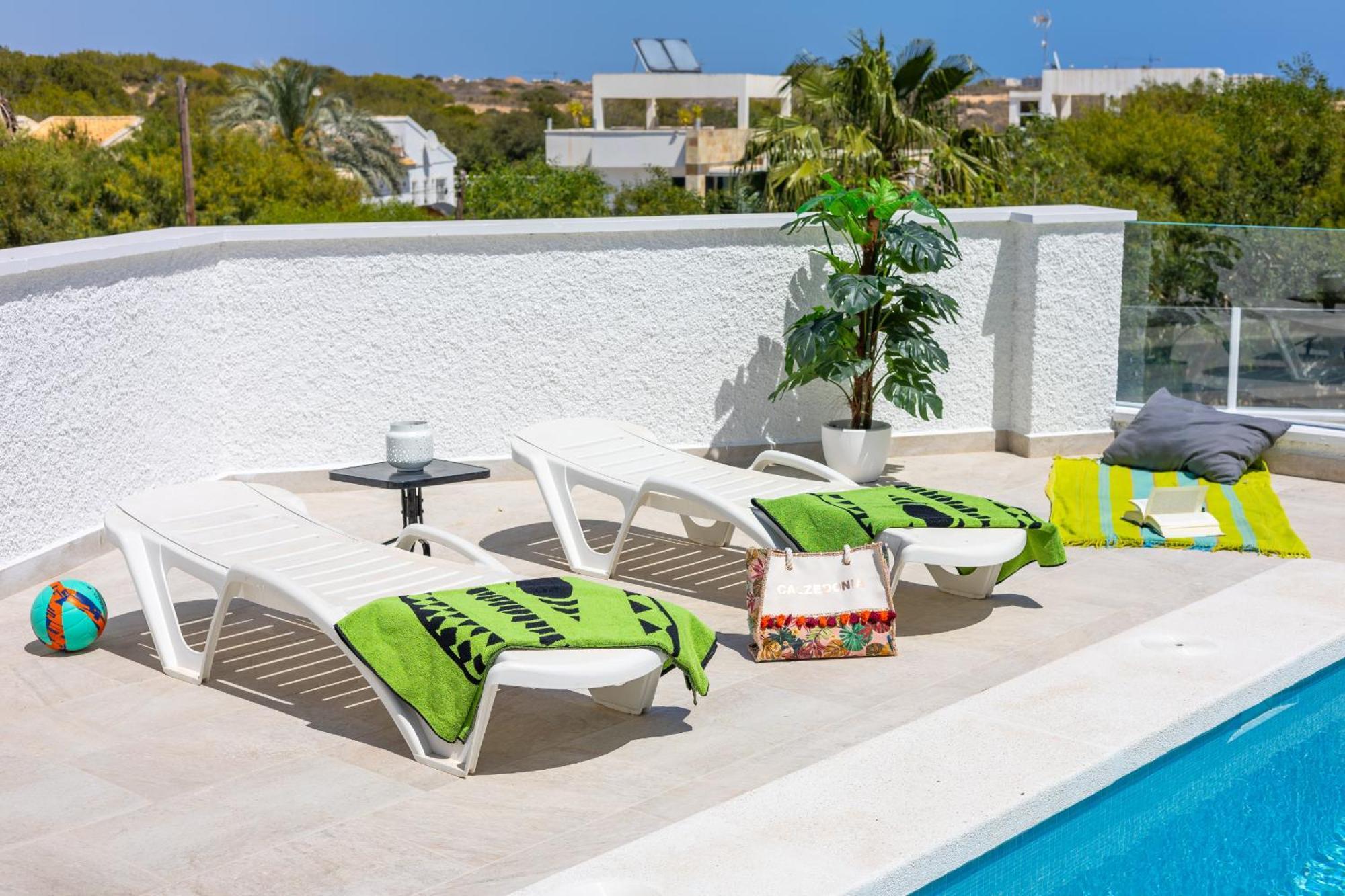 Fidalsa Grand Mediterranean Beachfront Villa Playa Flamenca Exterior foto