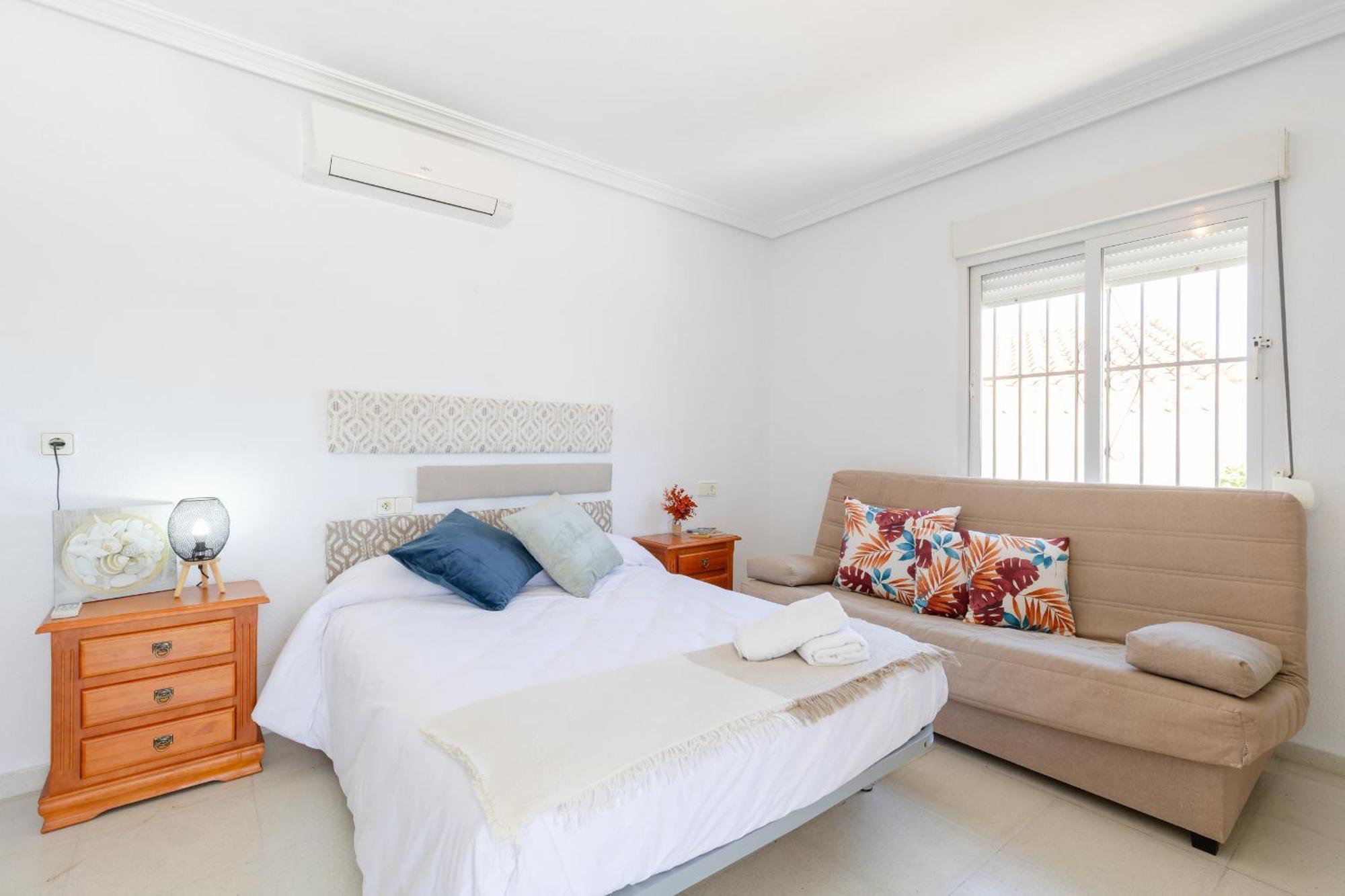 Fidalsa Grand Mediterranean Beachfront Villa Playa Flamenca Exterior foto