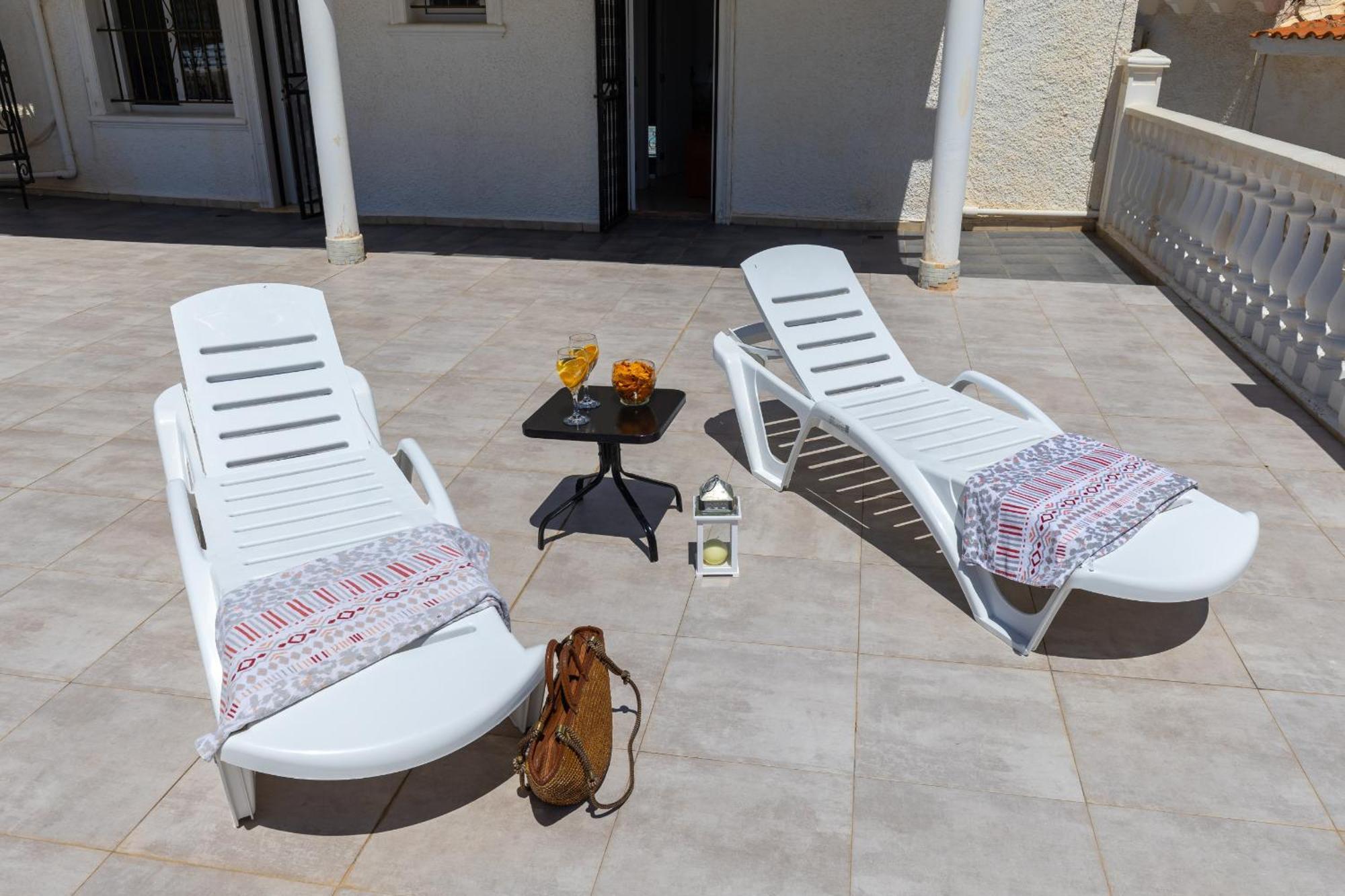 Fidalsa Grand Mediterranean Beachfront Villa Playa Flamenca Exterior foto