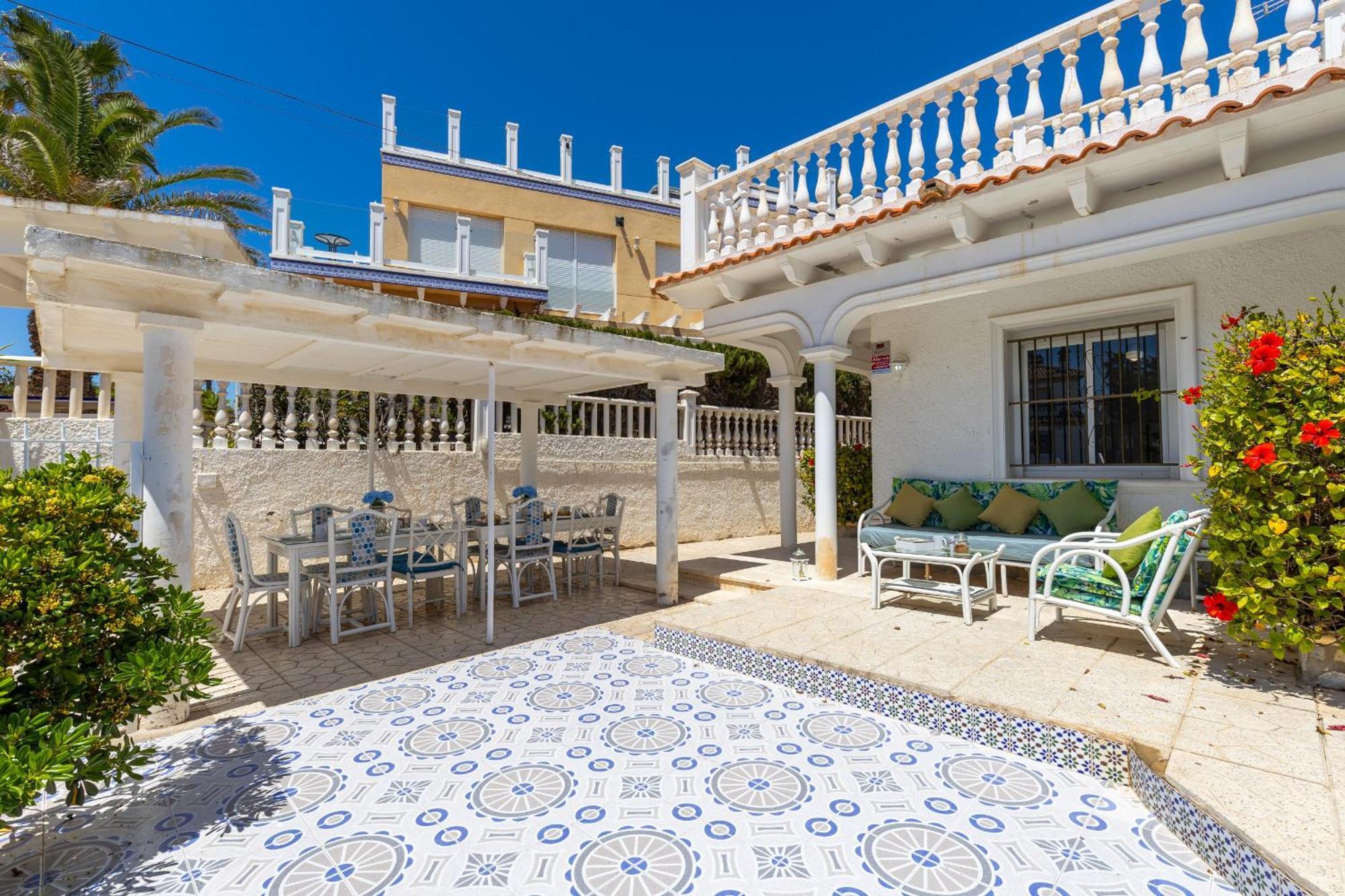 Fidalsa Grand Mediterranean Beachfront Villa Playa Flamenca Exterior foto
